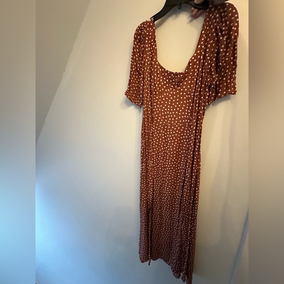 Tall cupped maxi dress with splits slits in spot polka dot - 2 color options - Picture 12 of 16